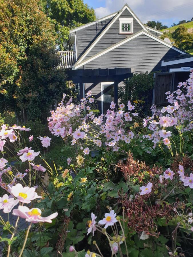 Brenton Lodge Whangamata Exterior photo